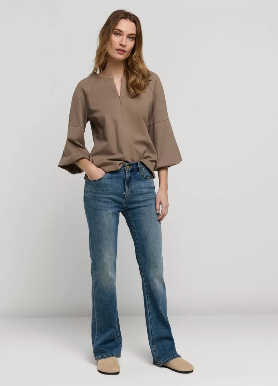 aangesloten_top_3.webp Summum Woman Aangesloten Top | Vrouwen Tops & T-Shirts