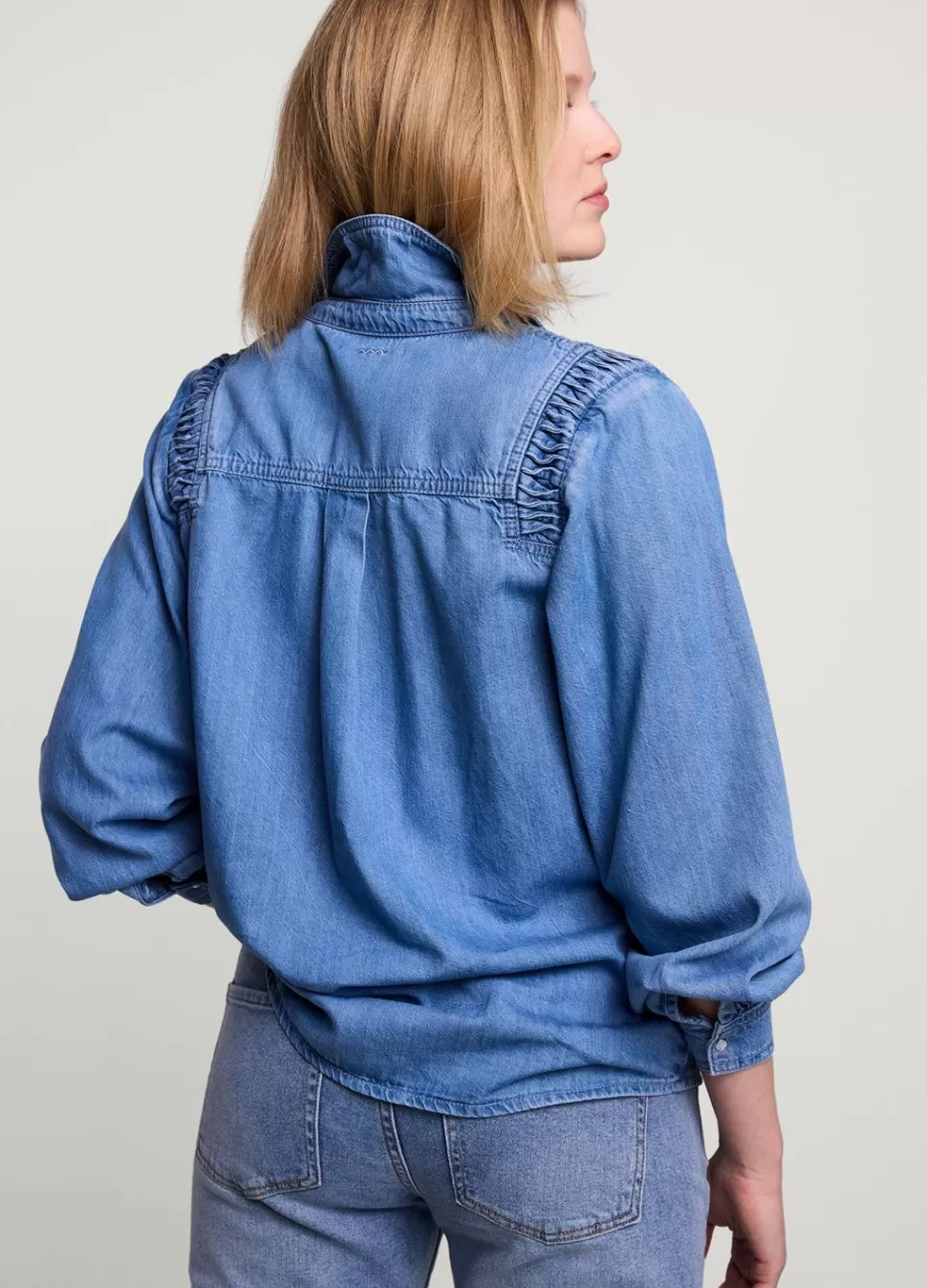 denim_blouse_met_knoopjes_2.webp Summum Woman Denim Blouse Met Knoopjes | Vrouwen Blouses