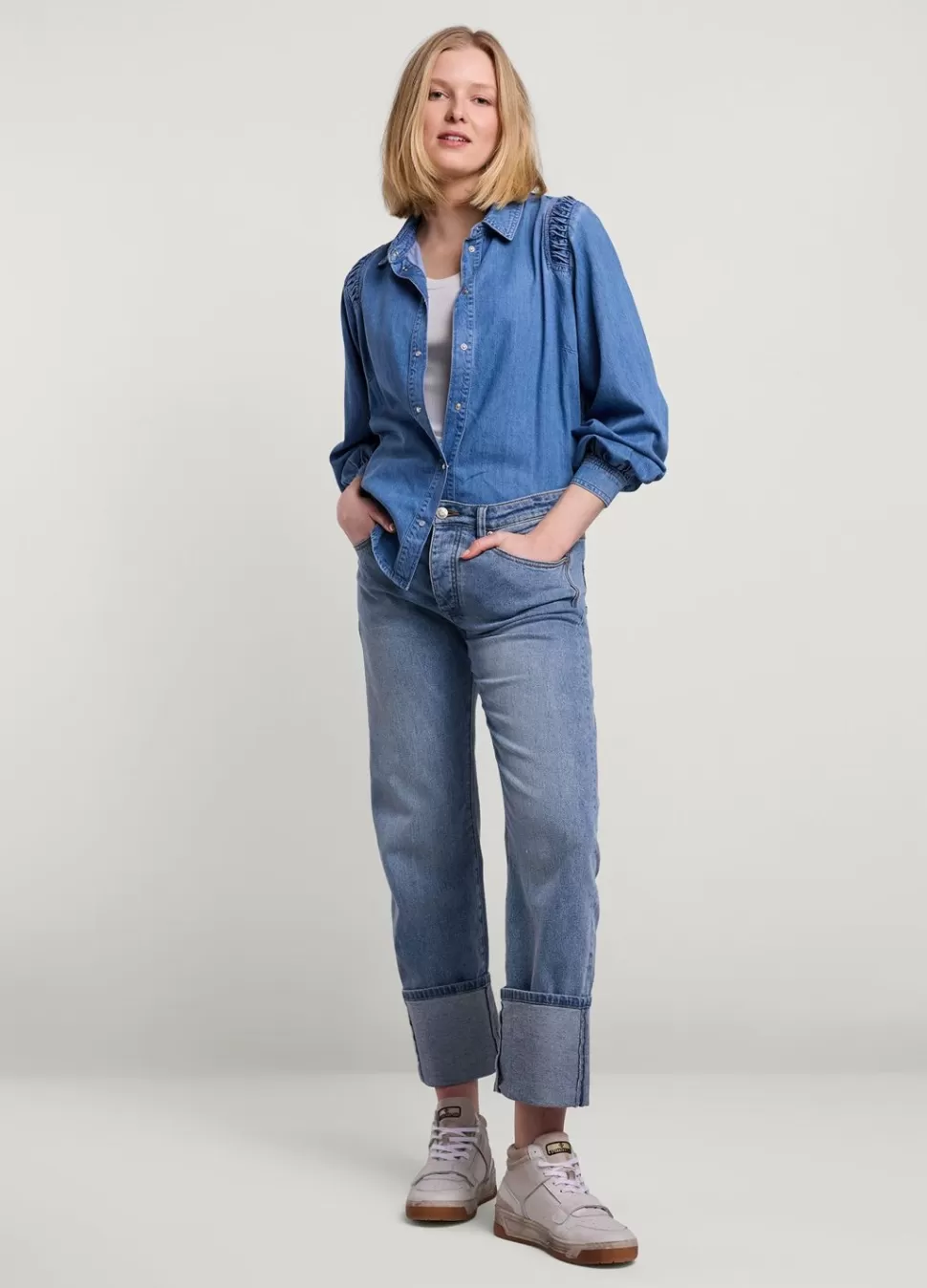 denim_blouse_met_knoopjes_3.webp Summum Woman Denim Blouse Met Knoopjes | Vrouwen Blouses