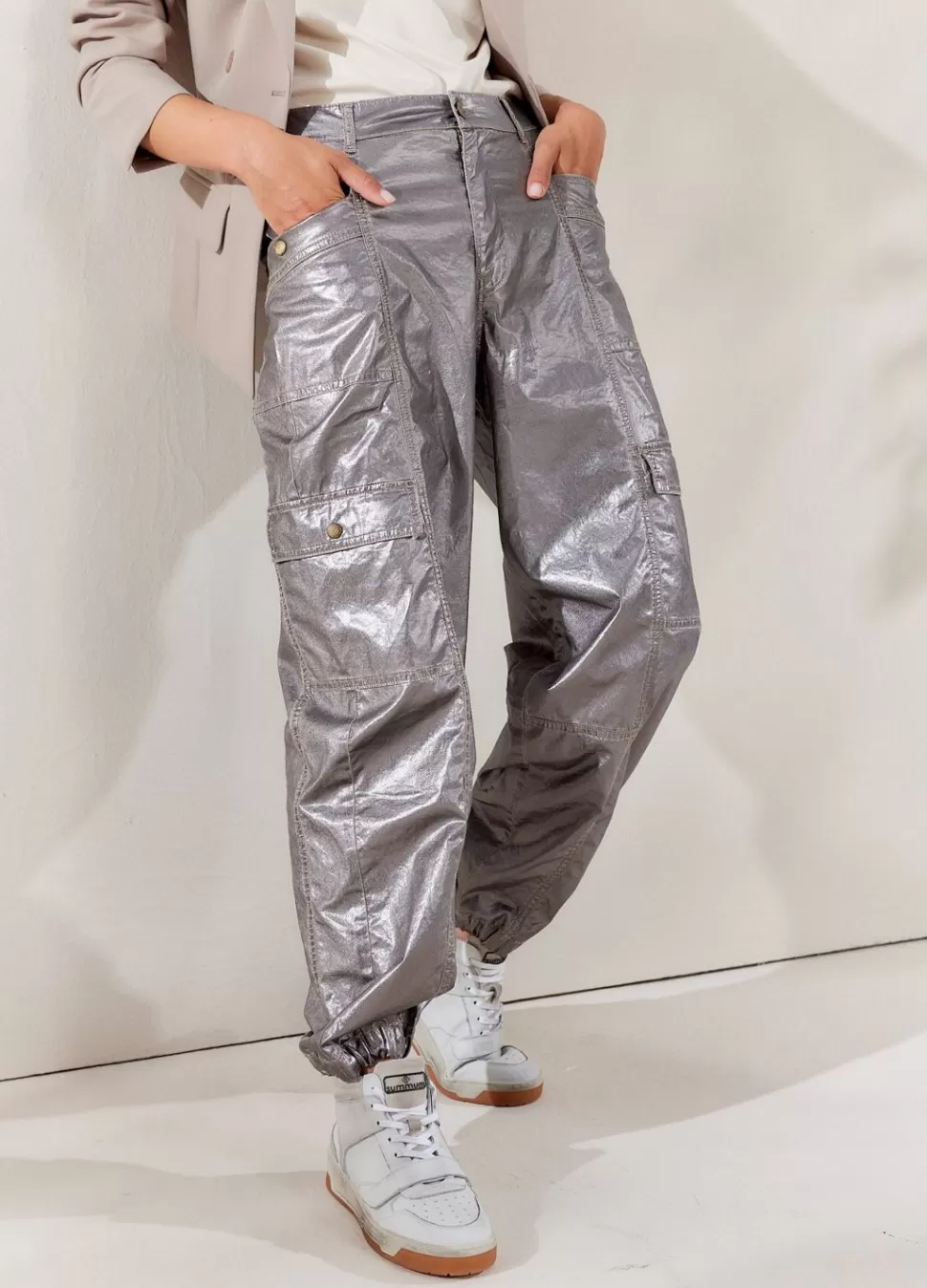 foil_print_cargo_3.webp Summum Woman Foil Print Cargo | Vrouwen Broeken & Jumpsuits