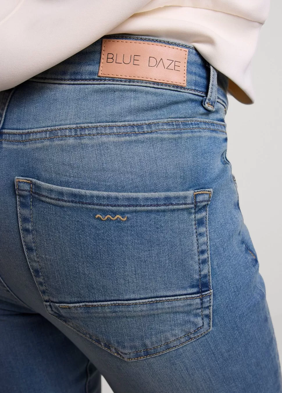 juliet_flared_jeans_4.webp Summum Woman Juliet Flared Jeans | Vrouwen Jeans