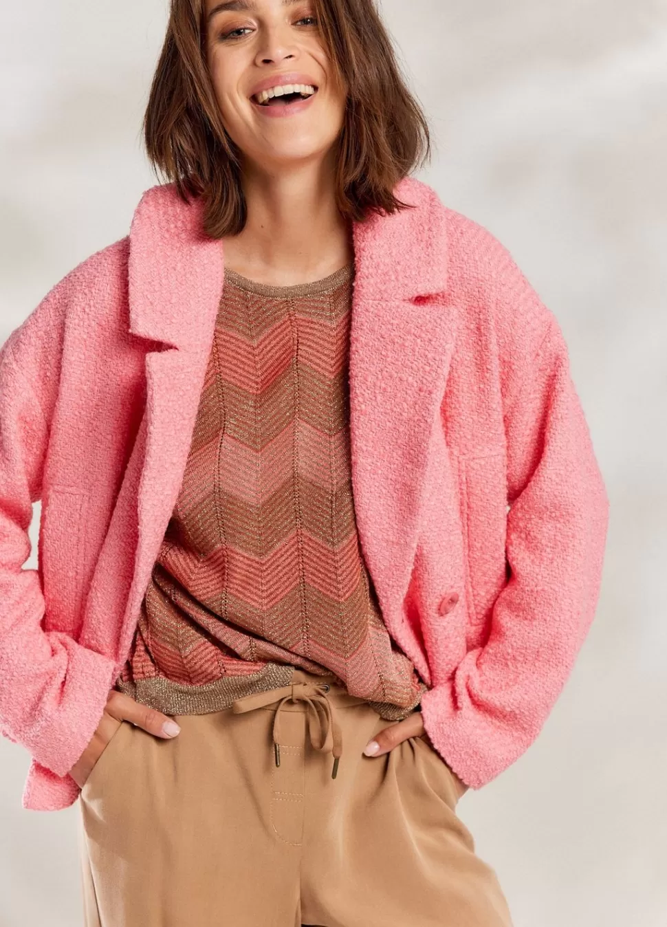 kort_tweed_jasje_2.webp Summum Woman Kort Tweed Jasje | Vrouwen Jassen