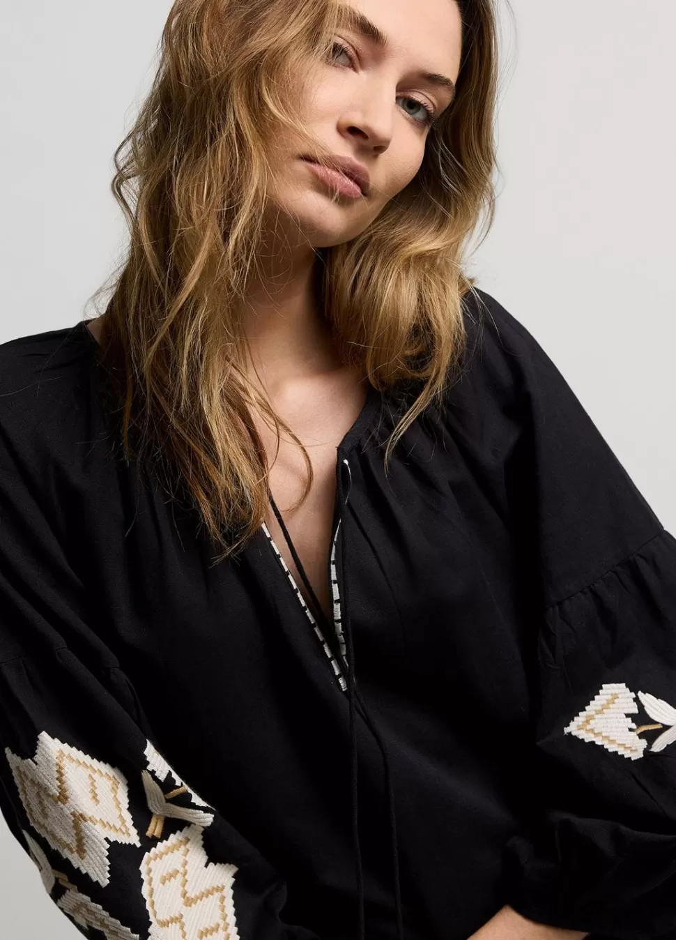 lange_jurk_met_borduur_2-1.webp Summum Woman Lange Jurk Met Borduur | Vrouwen Jurken