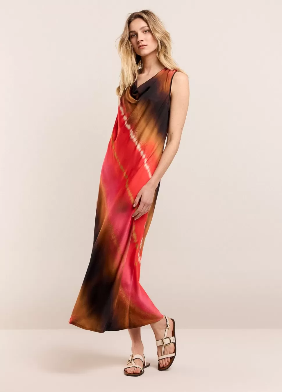 mouwloze_jurk_faded_print_2.webp Summum Woman Mouwloze Jurk Faded Print | Vrouwen Jurken