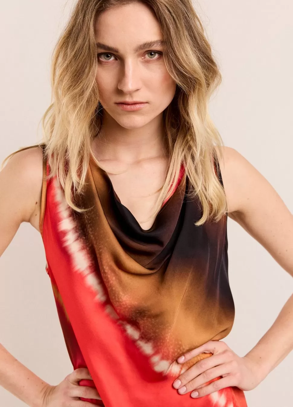 mouwloze_jurk_faded_print_4.webp Summum Woman Mouwloze Jurk Faded Print | Vrouwen Jurken