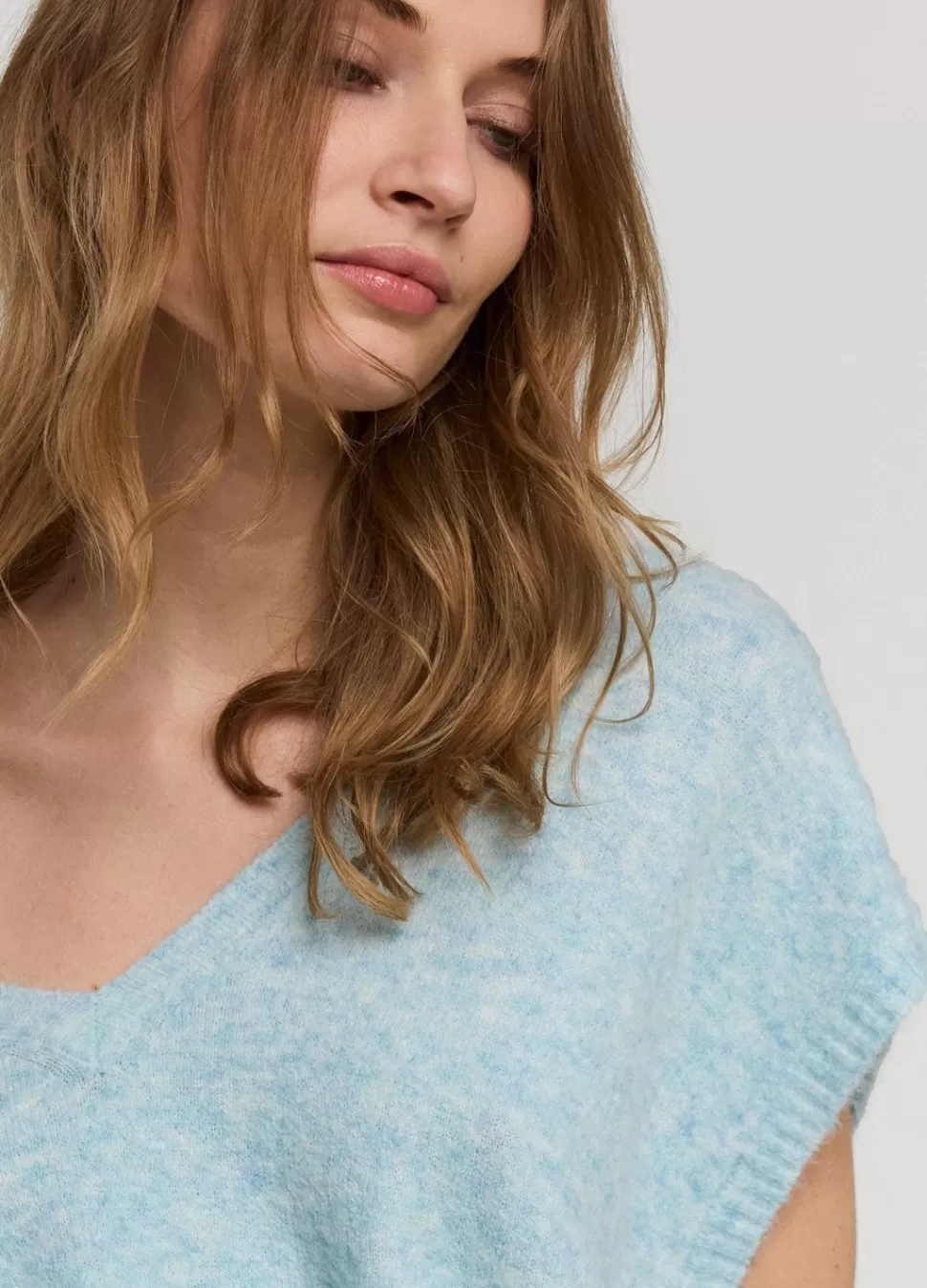 mouwloze_trui_oversized_2-1.webp Summum Woman Mouwloze Trui Oversized | Vrouwen Tops & T-Shirts