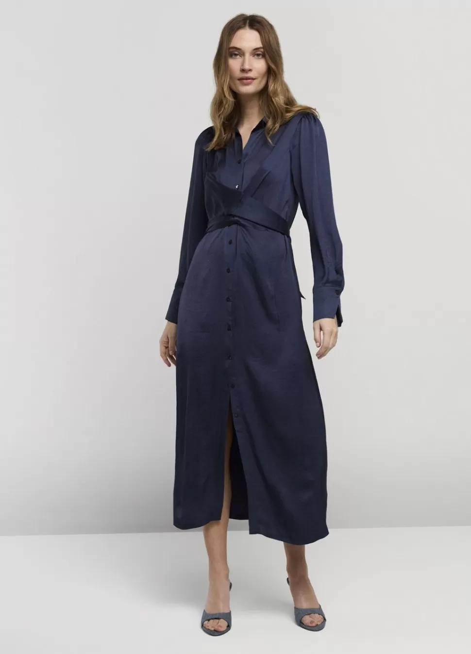 silky_touch_doorknoopjurk_5-2.webp Summum Woman Silky Touch Doorknoopjurk | Vrouwen Jurken