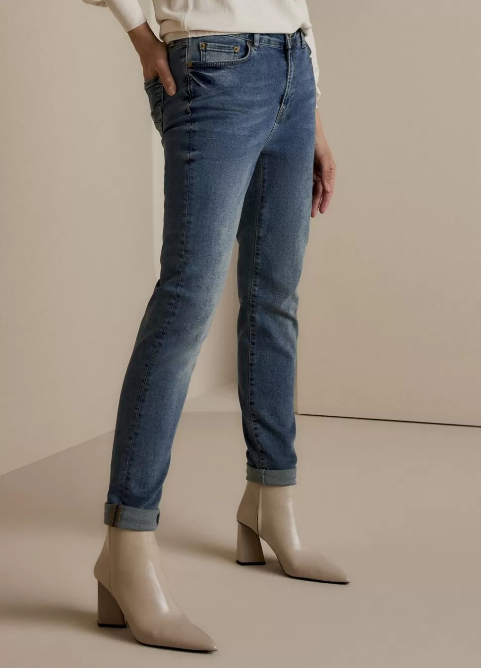 skinny_blue_daze_nova_3-1.webp Summum Woman Skinny Blue Daze Nova | Vrouwen Broeken & Jumpsuits