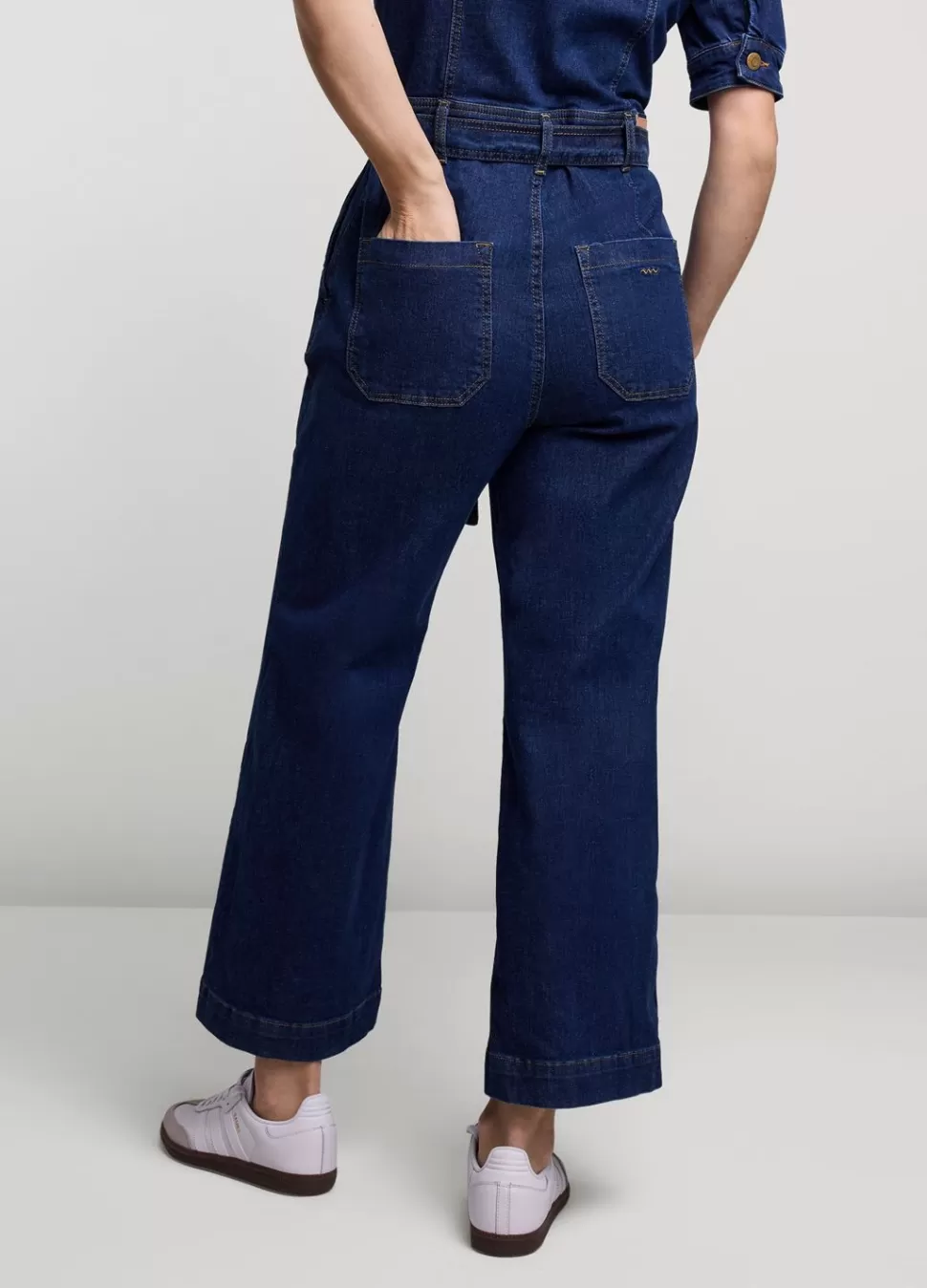 slim_fit_denim_jumpsuit_6.webp Summum Woman Slim Fit Denim Jumpsuit | Vrouwen Broeken & Jumpsuits