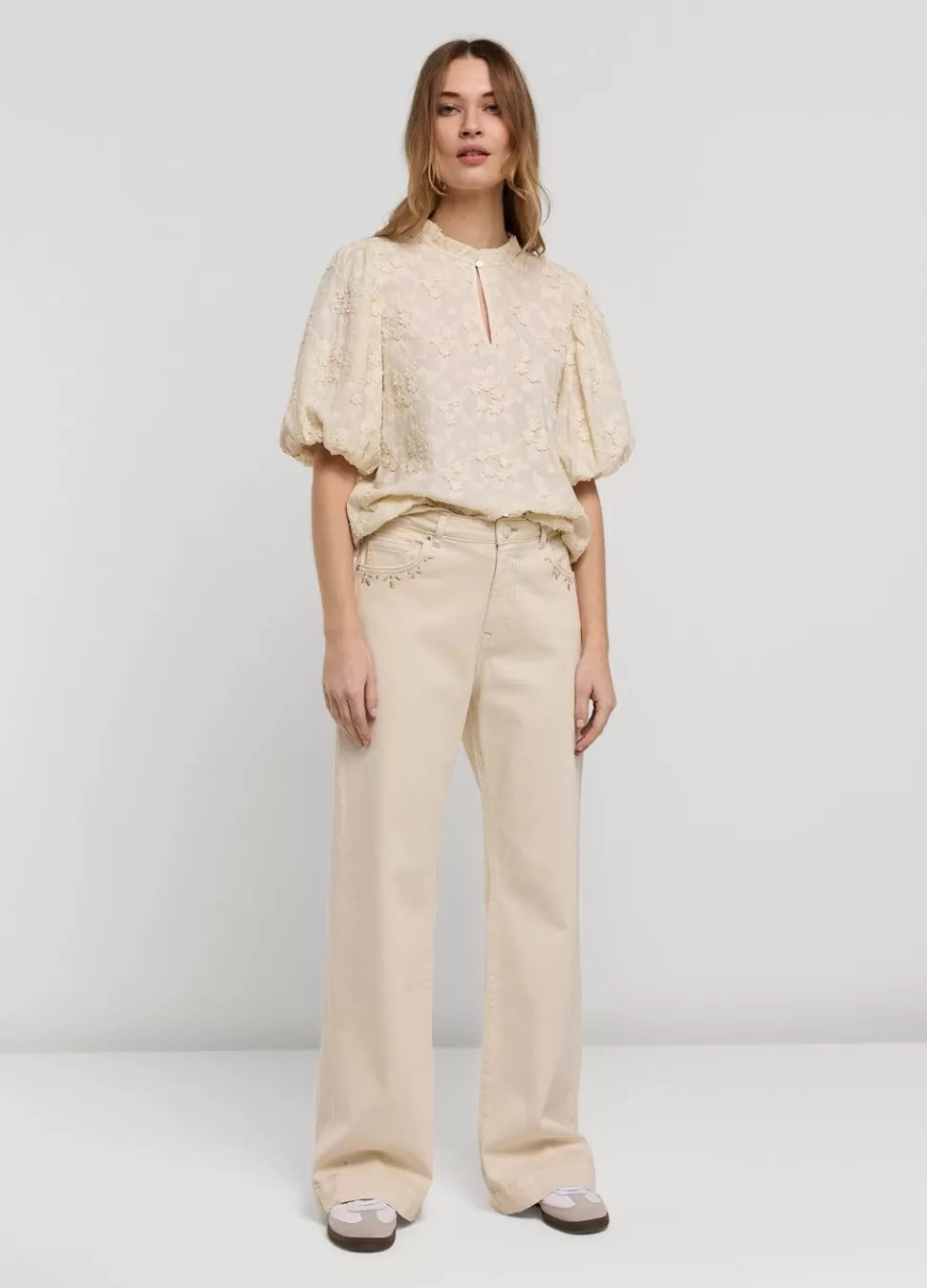 top_met_bloemen_4.webp Summum Woman Top Met Bloemen | Vrouwen Tops & T-Shirts