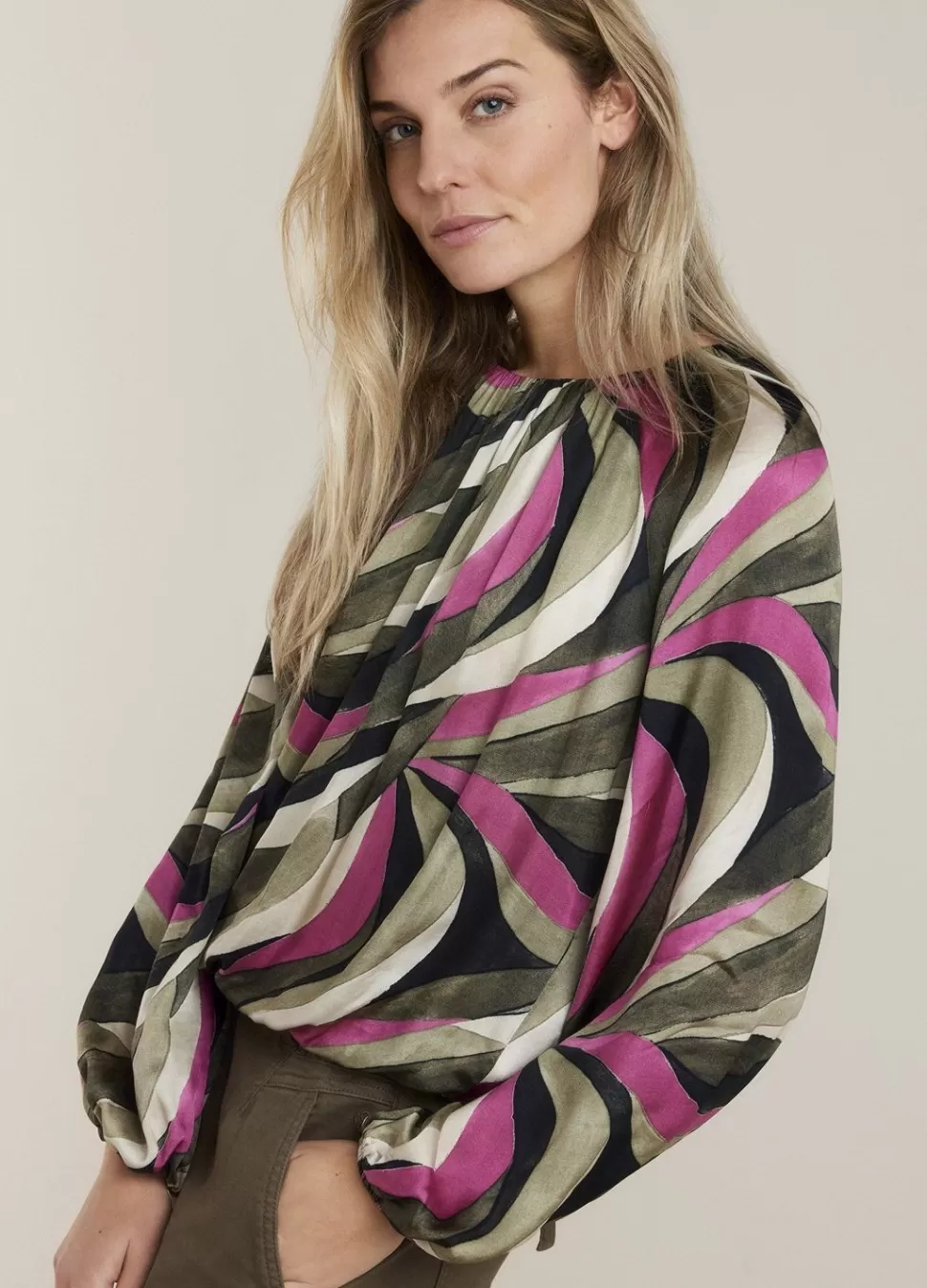 Summum Woman Top Met Pofmouw | Vrouwen Blouses